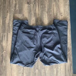 Lululemon ABC pants NWOT